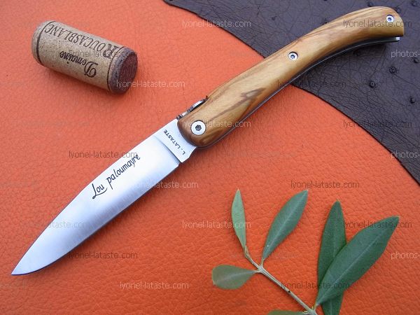 Couteau LOU PALOUMAYRE en olivier avec tire-bouchon