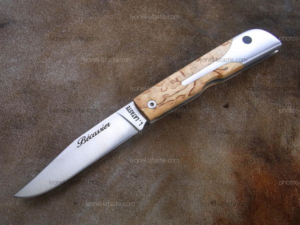 Couteau LE BECASSIER avec un manche en bouleau madré