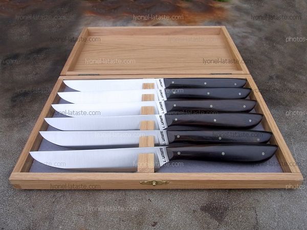 Couteaux de table L.LATASTE coffret 6 pièces avec manches en olivier.