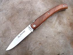 Couteau LOU PALOUMAYRE avec un manche en orme