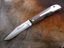 Couteau LE BECASSIER avec un manche en hêtre stabilisé gris ardoise