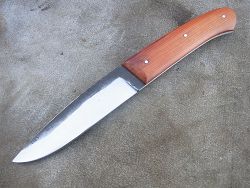 Couteau L.LATASTE forgé manche en morado avec lame en acier.