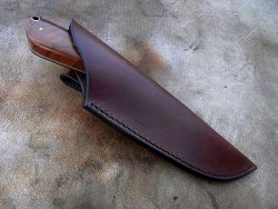 Couteau L.Lataste forgé avec son étui en cuir.