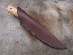 Couteau L.Lataste phacochère et damas avec son étui en cuir.