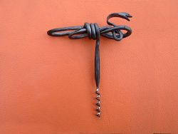 Tire-bouchon forgé en serpent cobra
