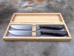Couteaux de table L.LATASTE coffret 2 pièces avec manches en ébène.